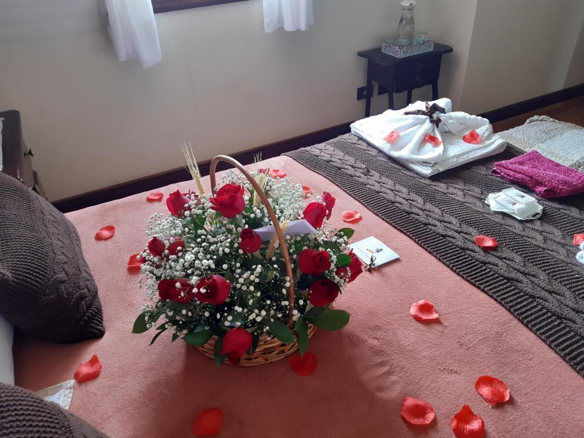 Pousada Toca Dos Tucanos Campos do Jordão エクステリア 写真
